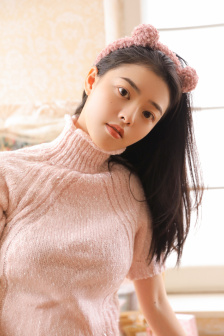 女仆被主人用胶布憋尿